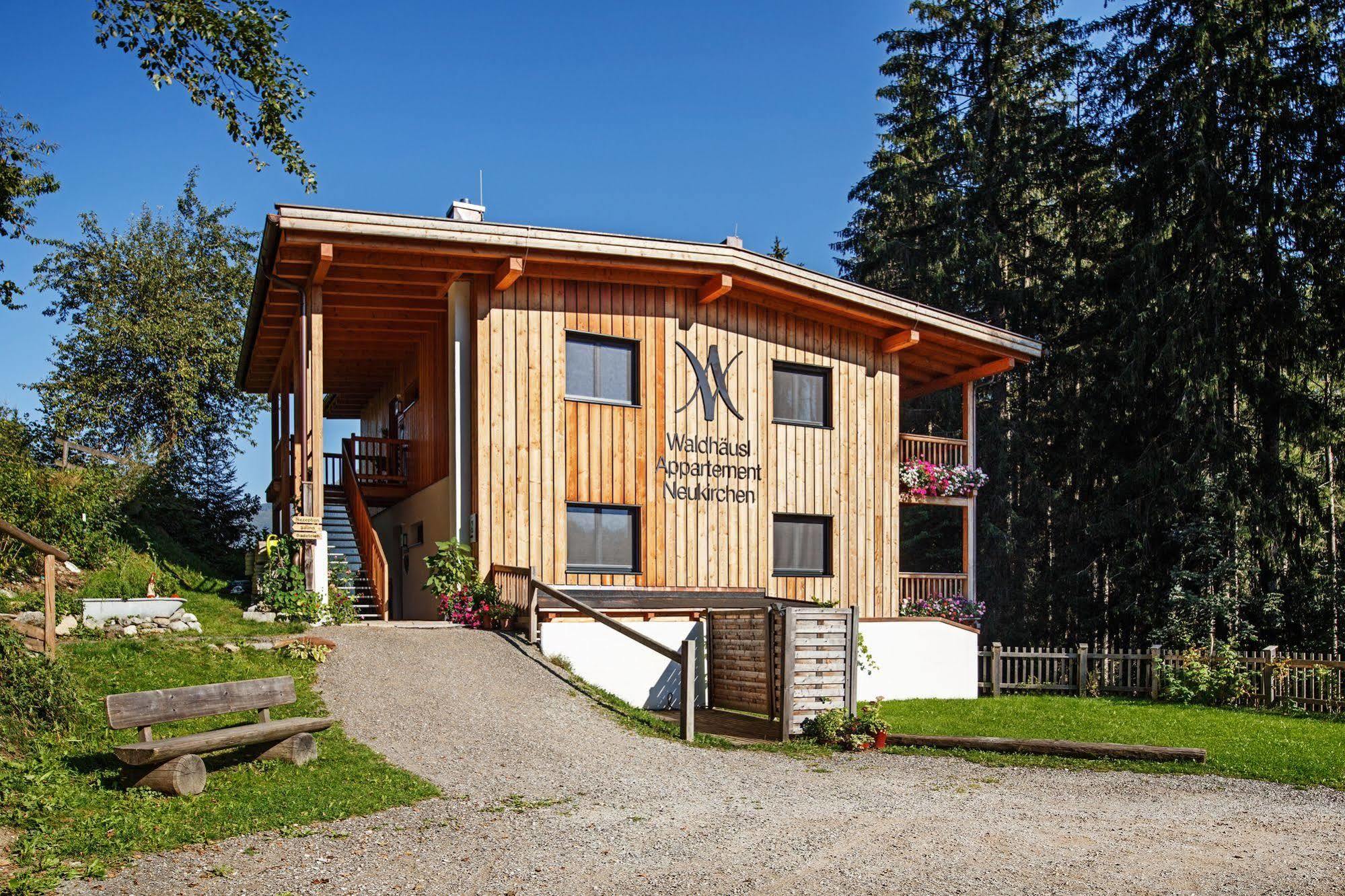 Appartement Waldhaeusl Neukirchen am Grossvenediger Exterior photo
