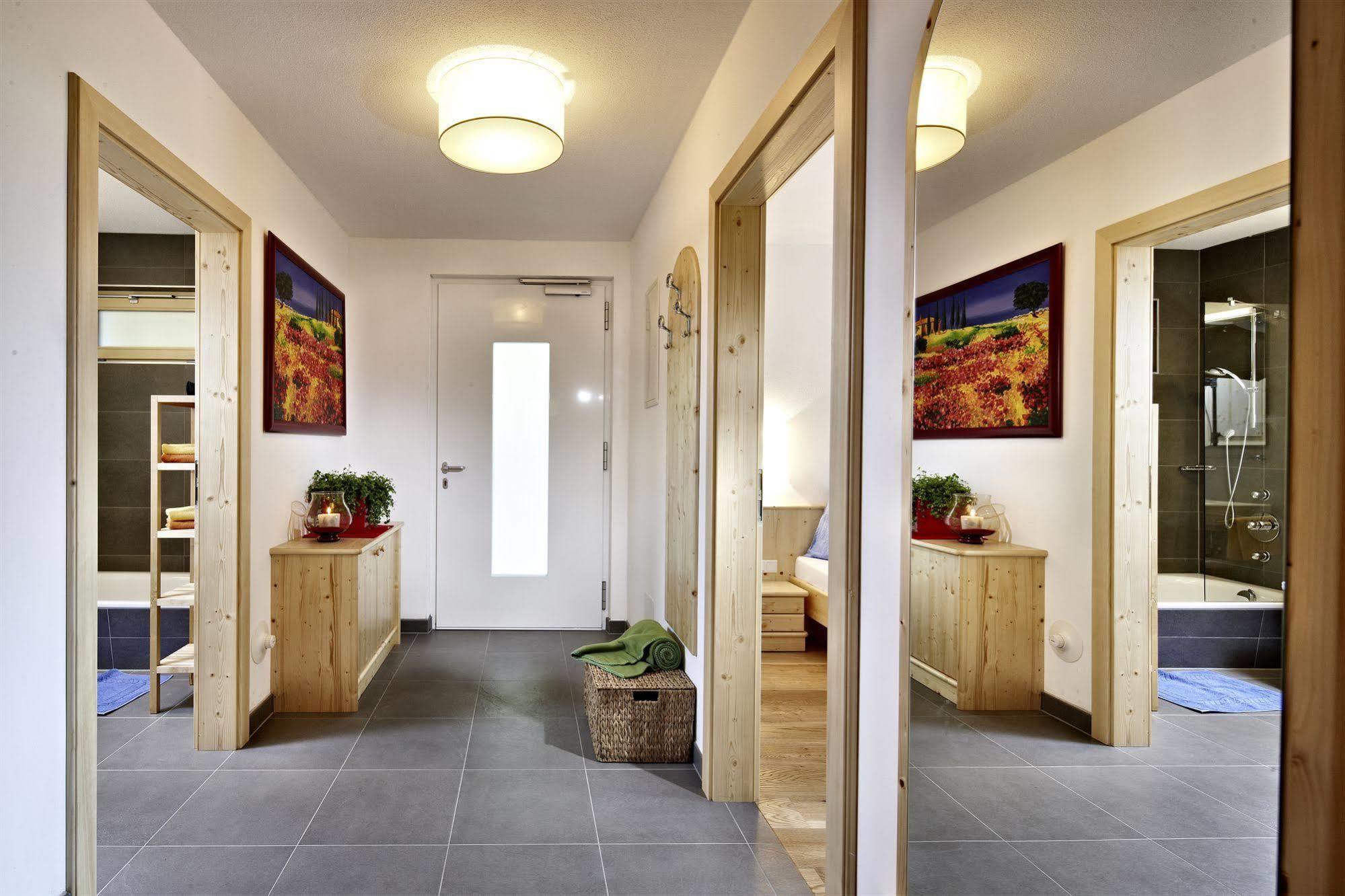 Appartement Waldhaeusl Neukirchen am Grossvenediger Exterior photo